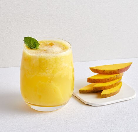 /content/vitamix/us/en_us/recipes/mango-fresno-kombucha-mocktail.html