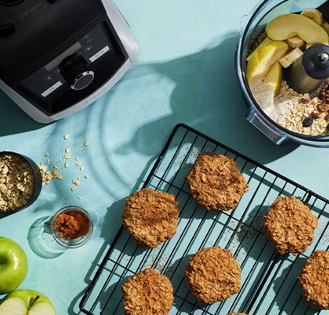 /content/vitamix/ca/en_us/recipes/oatmeal-apple-raisin-cookies.html