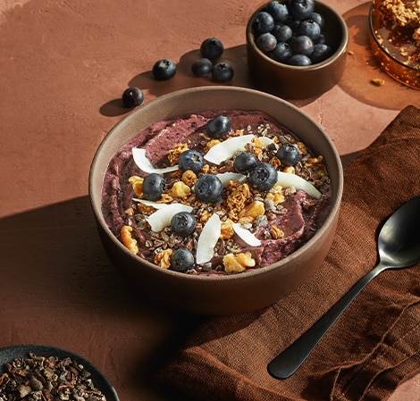 blueberry banana smoothie bowl