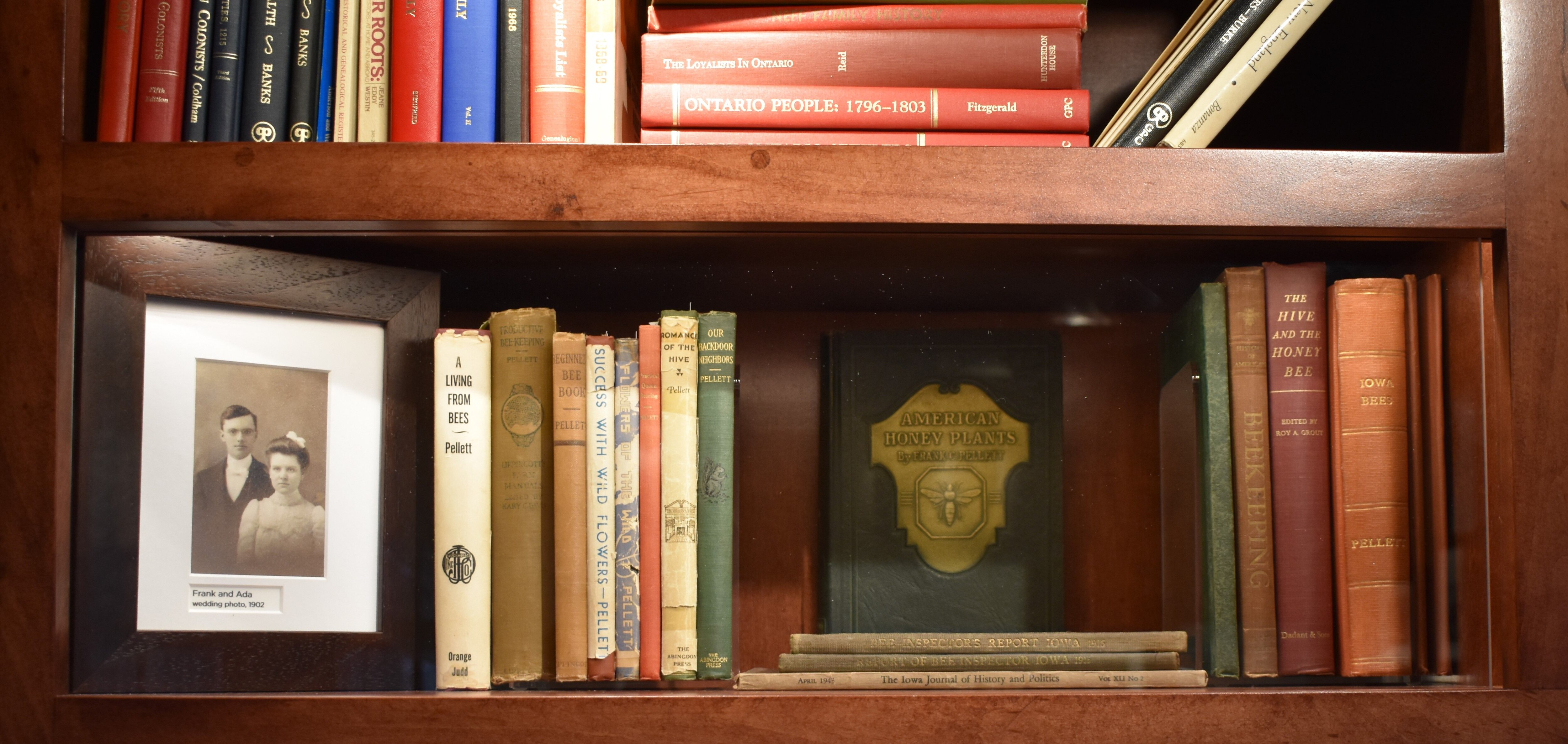 Frank Pellet Books