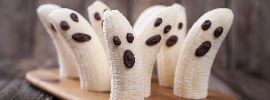 /content/vitamix/vr/en_us/articles/10-healthy-halloween-treats.html