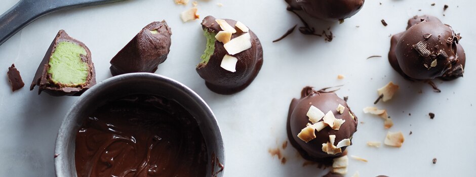 /content/vitamix/vr/en_us/articles/no-bake-thanksgiving-desserts.html