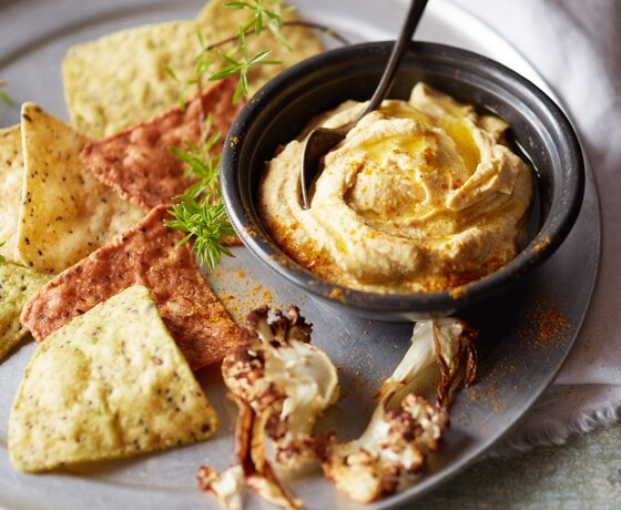 /content/vitamix/us/en_us/articles/full-of-flavor-healthy-dips-and-snacks.html