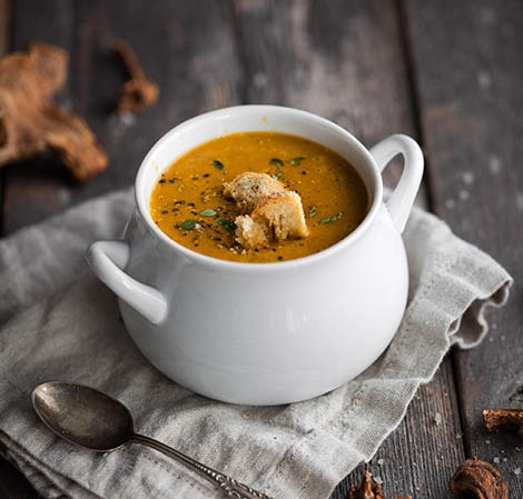 French Onion and Wild Mushroom Soup french onion and wild mushroom soup with croutons