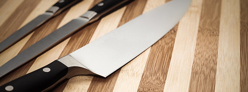 gearing-up-the-knife-kit-you-need-to-launch-your-career-main.jpg	