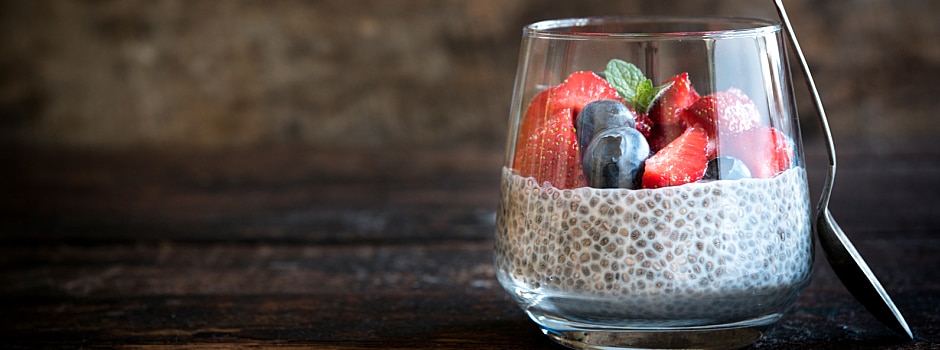 /content/vitamix/vr/en_us/articles/health-benefits-of-chia-seeds-and-creative-ways-to-use-them.html