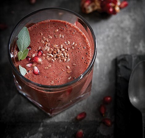 /content/vitamix/us/en_us/recipes/pomegranate-boost-smoothie.html