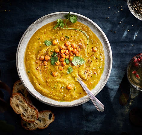 /content/vitamix/us/en_us/recipes/roasted-root-vegetable-soup.html
