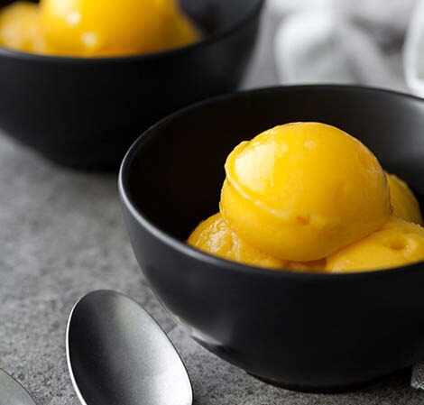 /content/vitamix/us/en_us/recipes/mango-sorbet.html