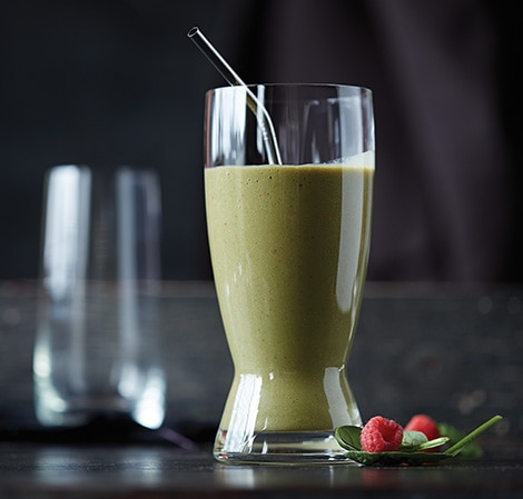 banana-raspberry-green-smoothie