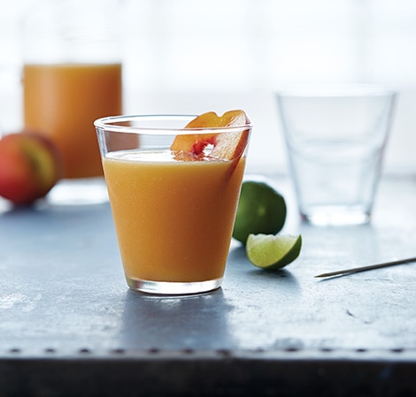 /content/vitamix/us/en_us/recipes/peachy-lime-daiquiri.html