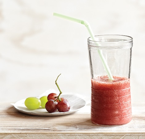 /content/vitamix/us/en_us/recipes/strawberry-grape-smoothie.html
